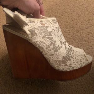 Lucky brand wedges